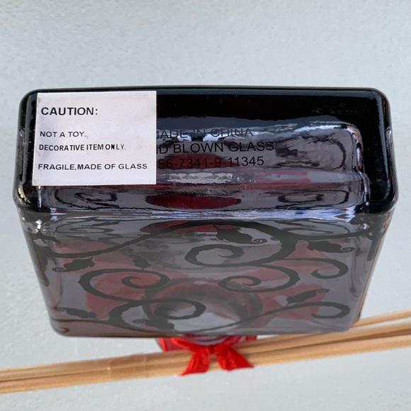 Disney Snow White Red Apple Glass Bottle Reed Essential Oil or Incense Diffuser - Picture 8 of 8